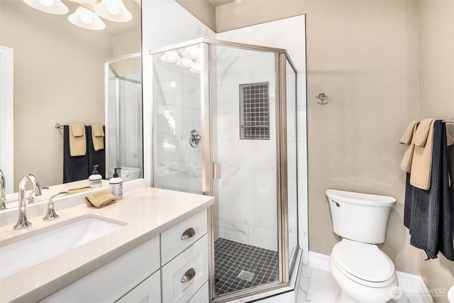 23233 257th Avenue SE, Maple Valley, WA 98038