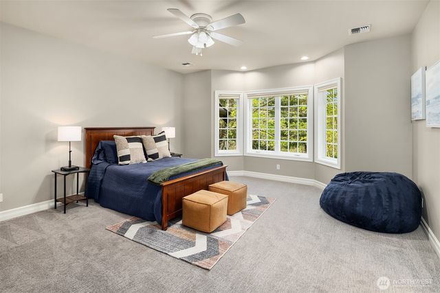 23233 257th Avenue SE, Maple Valley, WA 98038