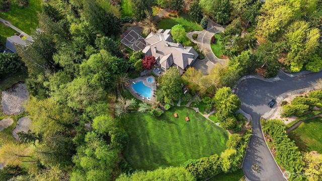 23233 257th Avenue SE, Maple Valley, WA 98038