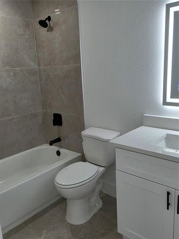 211 NE 31ST STREET, Cape Coral, FL 33909
