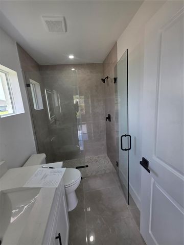 211 NE 31ST STREET, Cape Coral, FL 33909