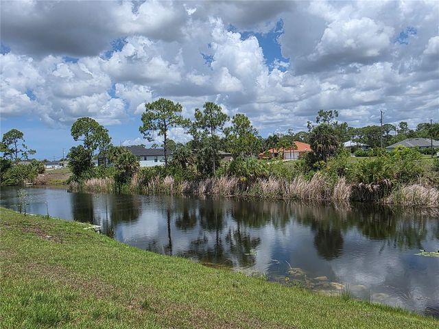 211 NE 31ST STREET, Cape Coral, FL 33909