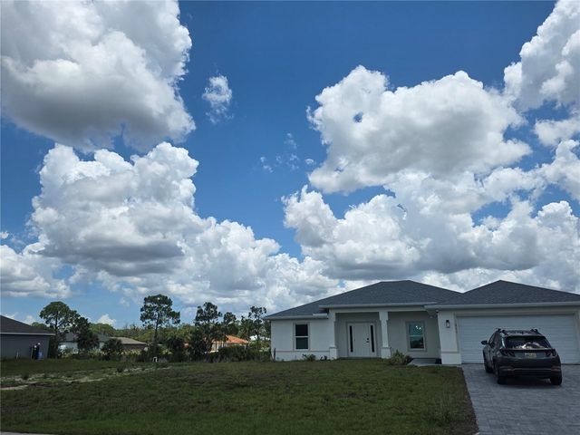 211 NE 31ST STREET, Cape Coral, FL 33909