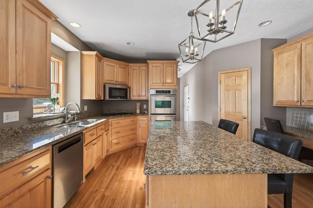 1928 140th Lane NE, Ham Lake, MN 55304