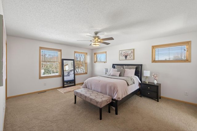 1928 140th Lane NE, Ham Lake, MN 55304