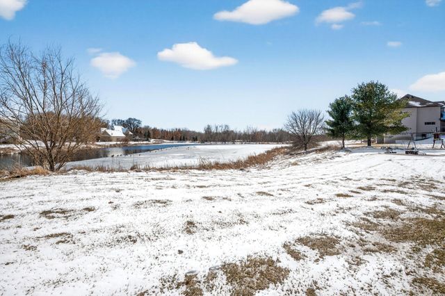 1928 140th Lane NE, Ham Lake, MN 55304