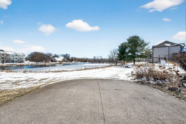 1928 140th Lane NE, Ham Lake, MN 55304