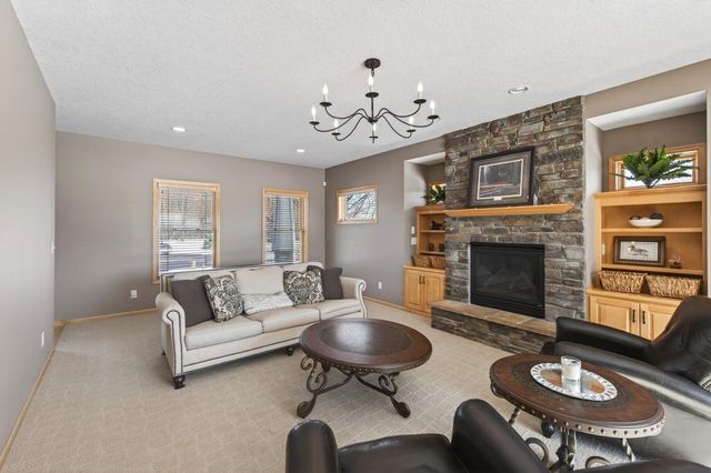 1928 140th Lane NE, Ham Lake, MN 55304