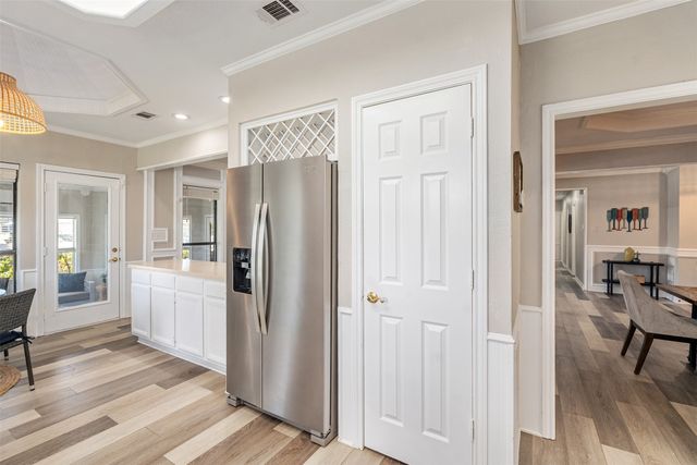 111 Hickory Creek Circle, Gun Barrel City, TX 75156
