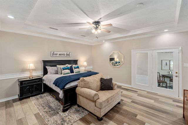 111 Hickory Creek Circle, Gun Barrel City, TX 75156