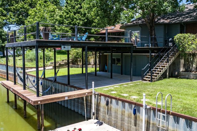 111 Hickory Creek Circle, Gun Barrel City, TX 75156