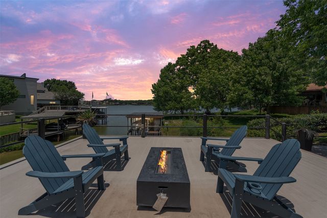 111 Hickory Creek Circle, Gun Barrel City, TX 75156