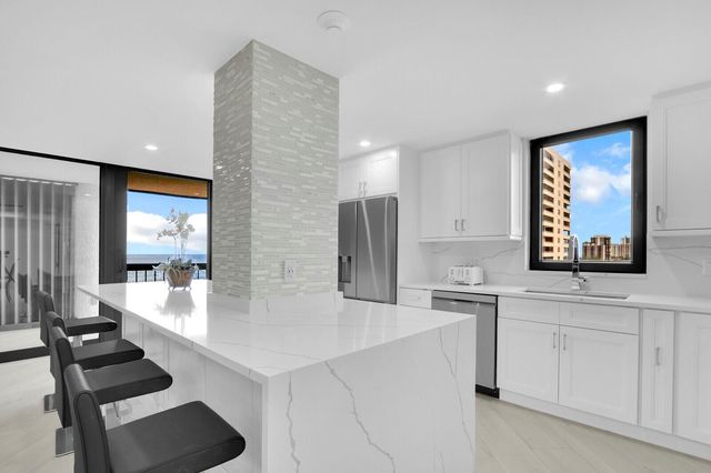 5380 N Ocean Drive 9a, Singer Island, FL 33404