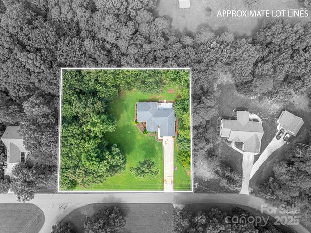 1335 Huckleberry Drive, Lincolnton, NC 28092