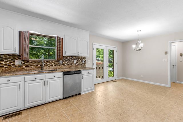 1534 Mcilvaine Drive, Maryville, TN 37803