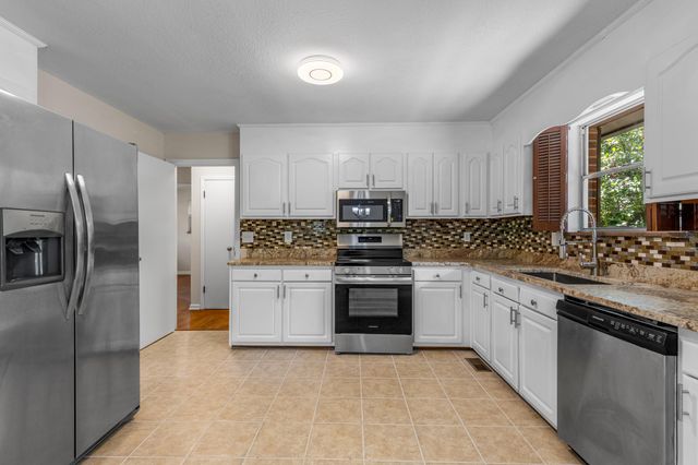 1534 Mcilvaine Drive, Maryville, TN 37803