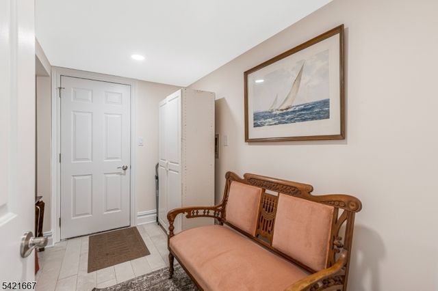 182 Beaumonte Way, Bridgewater Twp., NJ 08807
