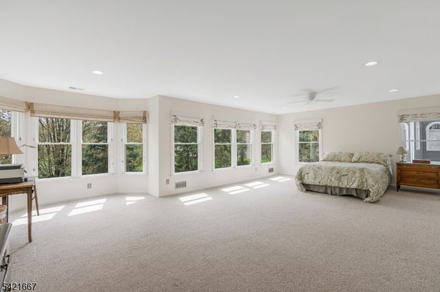 182 Beaumonte Way, Bridgewater Twp., NJ 08807