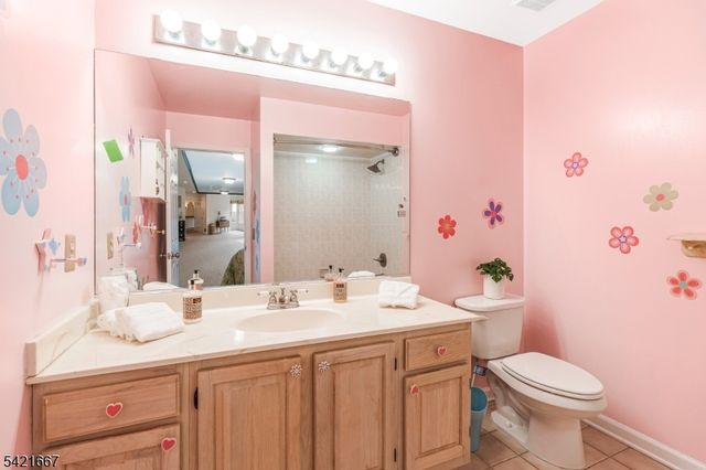 182 Beaumonte Way, Bridgewater Twp., NJ 08807