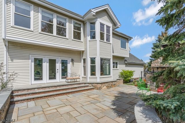 182 Beaumonte Way, Bridgewater Twp., NJ 08807