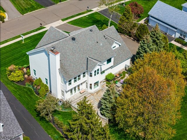 182 Beaumonte Way, Bridgewater Twp., NJ 08807
