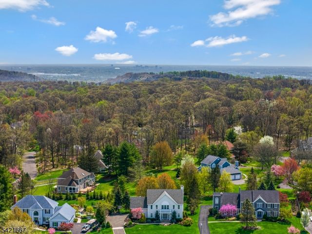 182 Beaumonte Way, Bridgewater Twp., NJ 08807