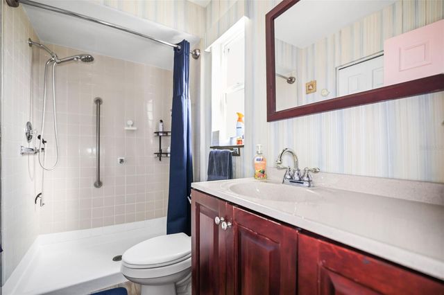 2790 LOMOND DRIVE, Palm Harbor, FL 34684