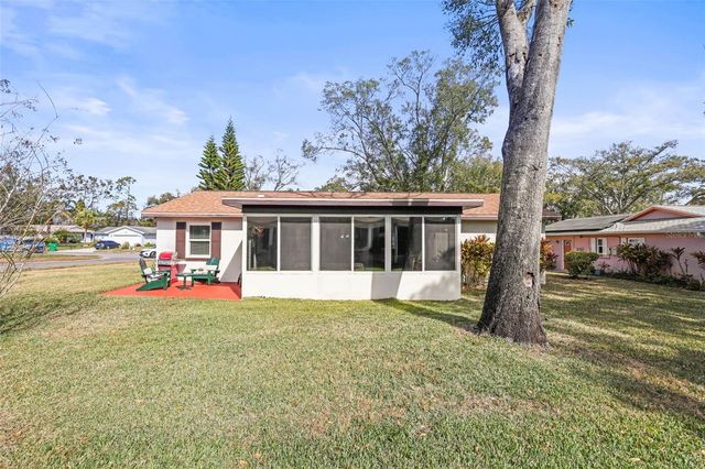 2790 LOMOND DRIVE, Palm Harbor, FL 34684