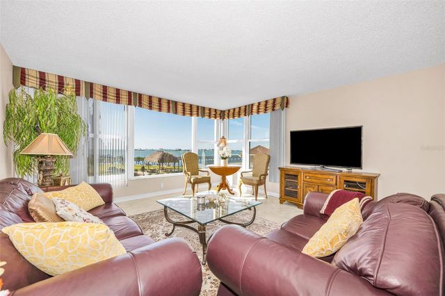 634 EDGEWATER DRIVE 242, Dunedin, FL 34698