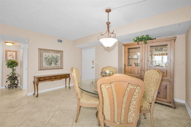 634 EDGEWATER DRIVE 242, Dunedin, FL 34698