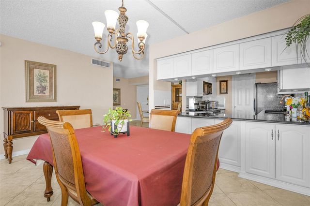 634 EDGEWATER DRIVE 242, Dunedin, FL 34698