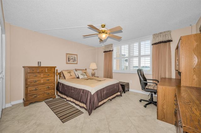 634 EDGEWATER DRIVE 242, Dunedin, FL 34698