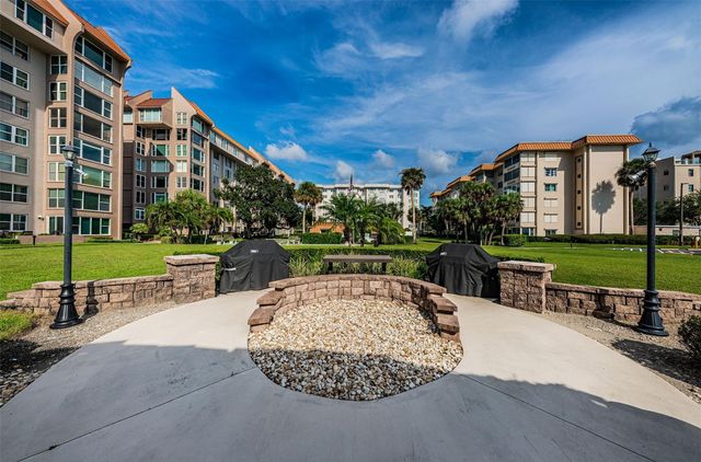 634 EDGEWATER DRIVE 242, Dunedin, FL 34698