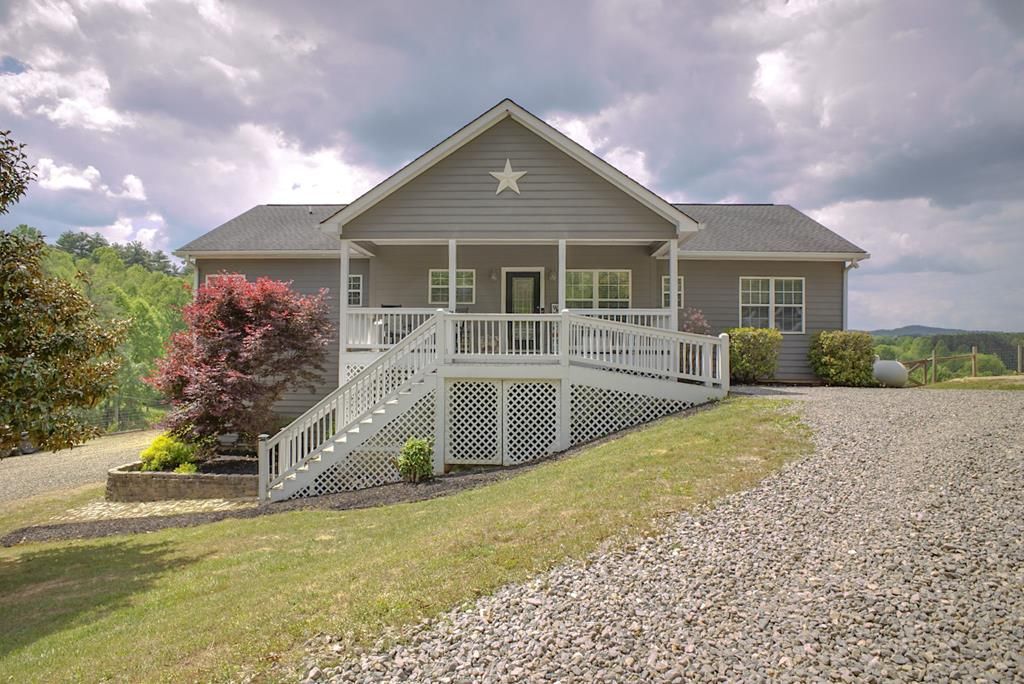 394 Crawford Road, Blairsville, GA 30512