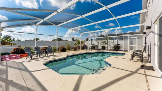 333 CASTLEMAIN CIRCLE, Davenport, FL 33897