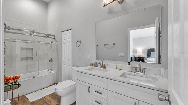 333 CASTLEMAIN CIRCLE, Davenport, FL 33897