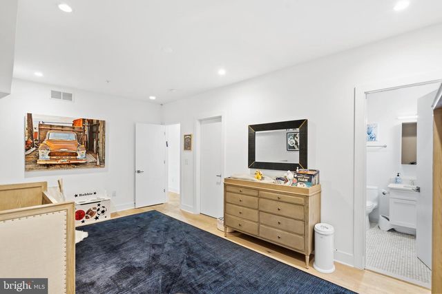 622 S 7TH ST, Philadelphia, PA 19147