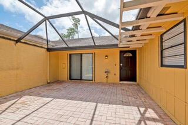 11492 Orange Lane, Boca Raton, FL 33428