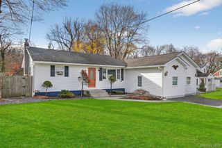 10 Meier Road, Poughkeepsie, NY 12603