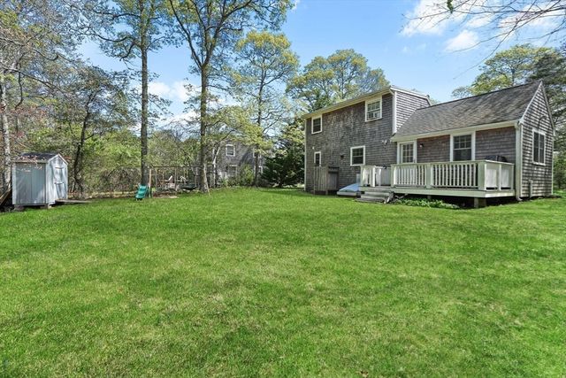 50 Lantern Lane, Tisbury, MA 02568