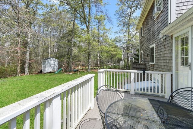 50 Lantern Lane, Tisbury, MA 02568