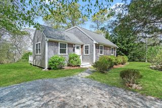 50 Lantern Lane, Tisbury, MA 02568