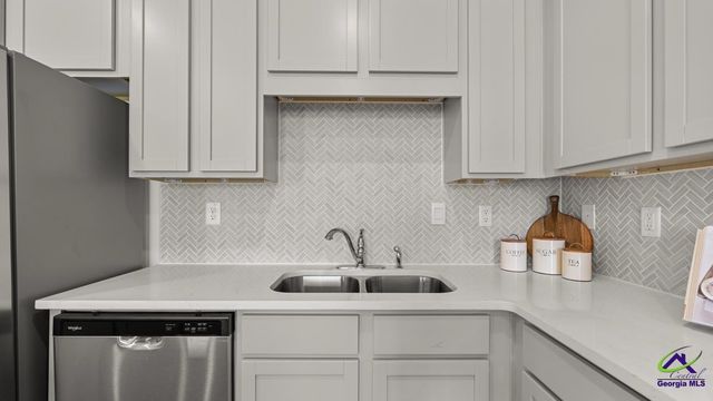 122 Kenmore Circle, Perry, GA 31069