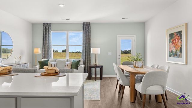 122 Kenmore Circle, Perry, GA 31069