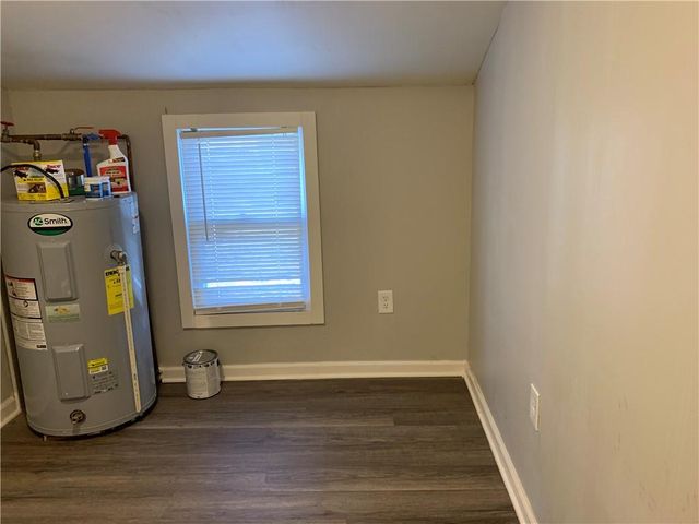 227 Central Street, Excelsior Springs, MO 64024