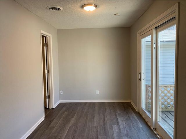 227 Central Street, Excelsior Springs, MO 64024