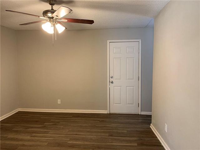 227 Central Street, Excelsior Springs, MO 64024