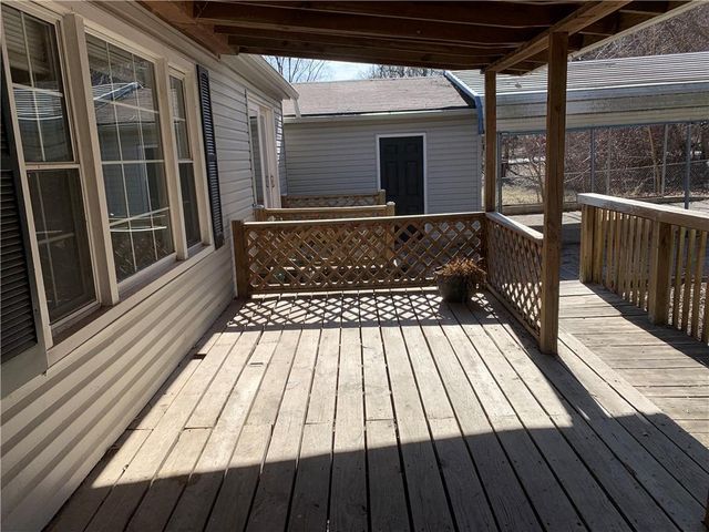 227 Central Street, Excelsior Springs, MO 64024