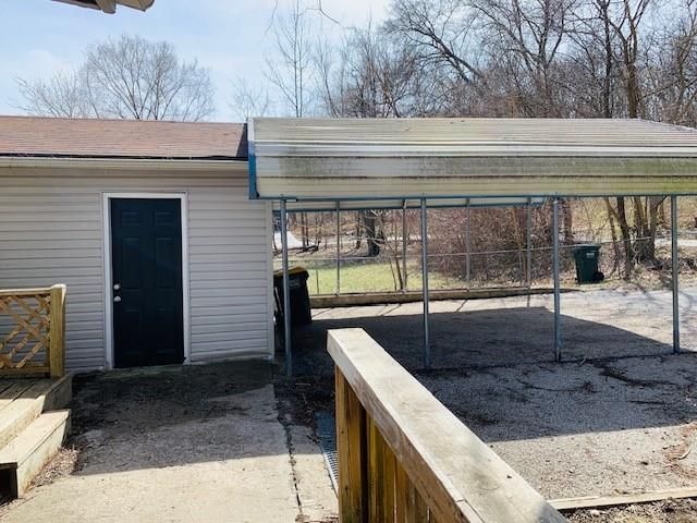 227 Central Street, Excelsior Springs, MO 64024