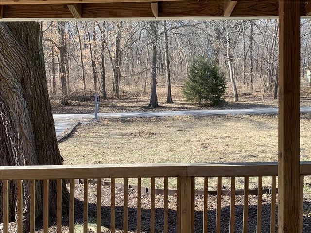 227 Central Street, Excelsior Springs, MO 64024